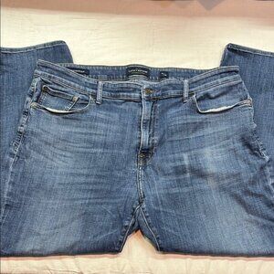 Lucky Brand 410 Athletic Slim Jeans with Natural Fading | Men's Size 42x30